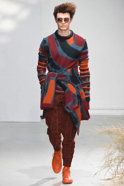 Look 6